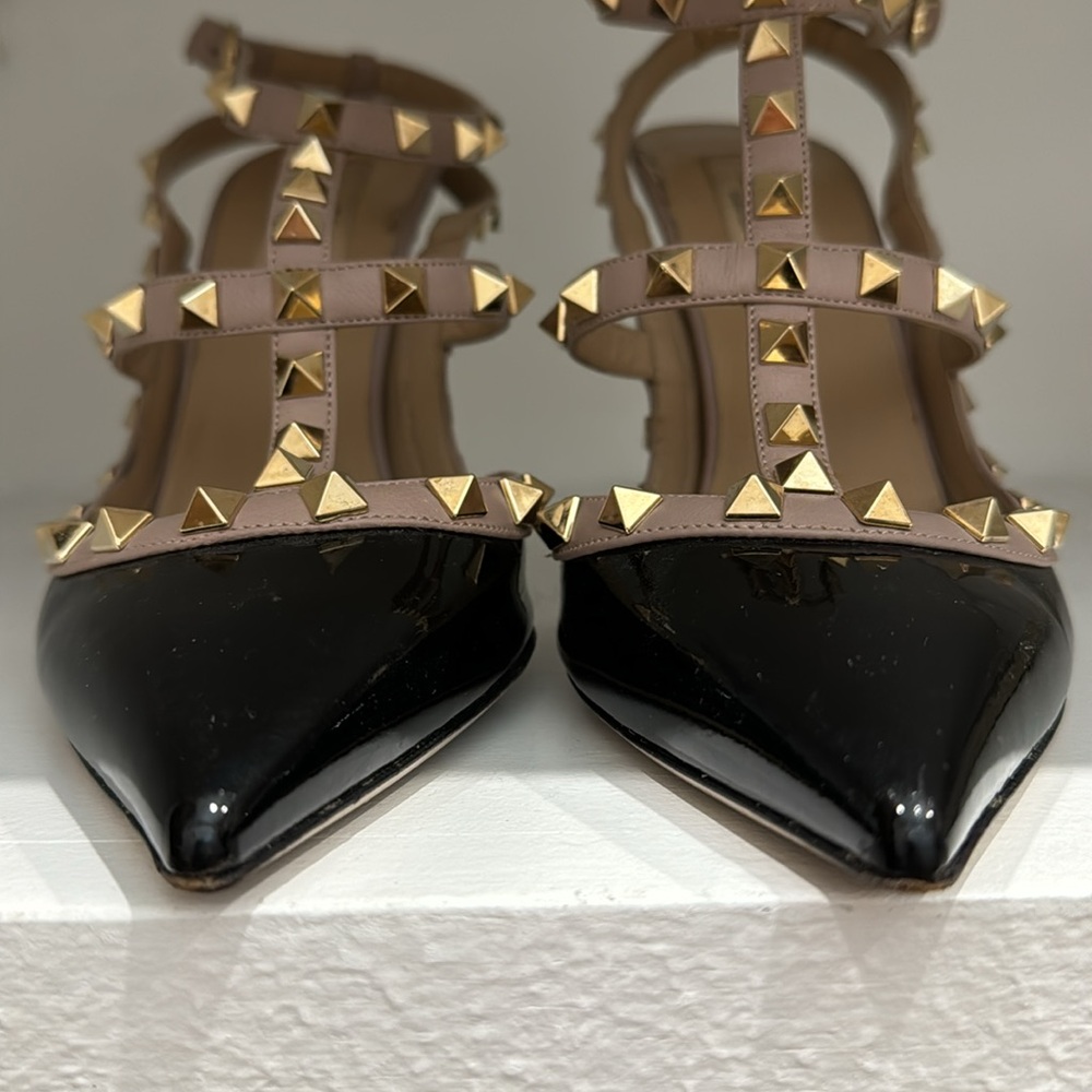 Valentino rock studs🖤 - Picture 5 of 9